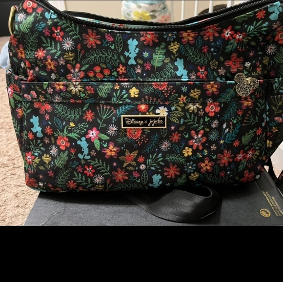 Jujube Hobobe Hobo Be Amour Des Fluers Fluer NOT FOR SALE. ISO. Pls contact me - Picture 2 of 2